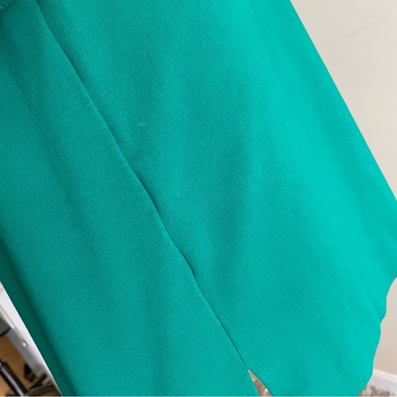 Eliza J Green Long Sleeve Shift Casual Dress - Picture 7 of 12